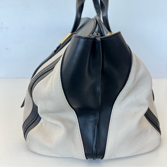 CHLOE Alicia Black Cream Leather Gold Hardware Extra Large Duffel Tote Satchel - Picture 6 of 16